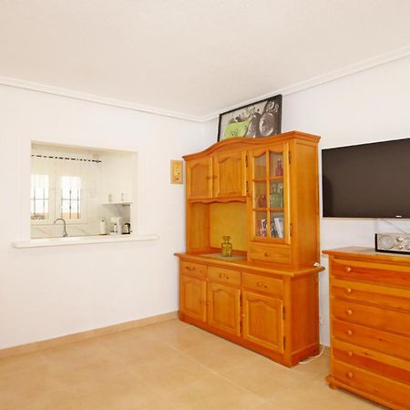 Bungalow 1935 Pool And Garden Torrevieja Exterior foto